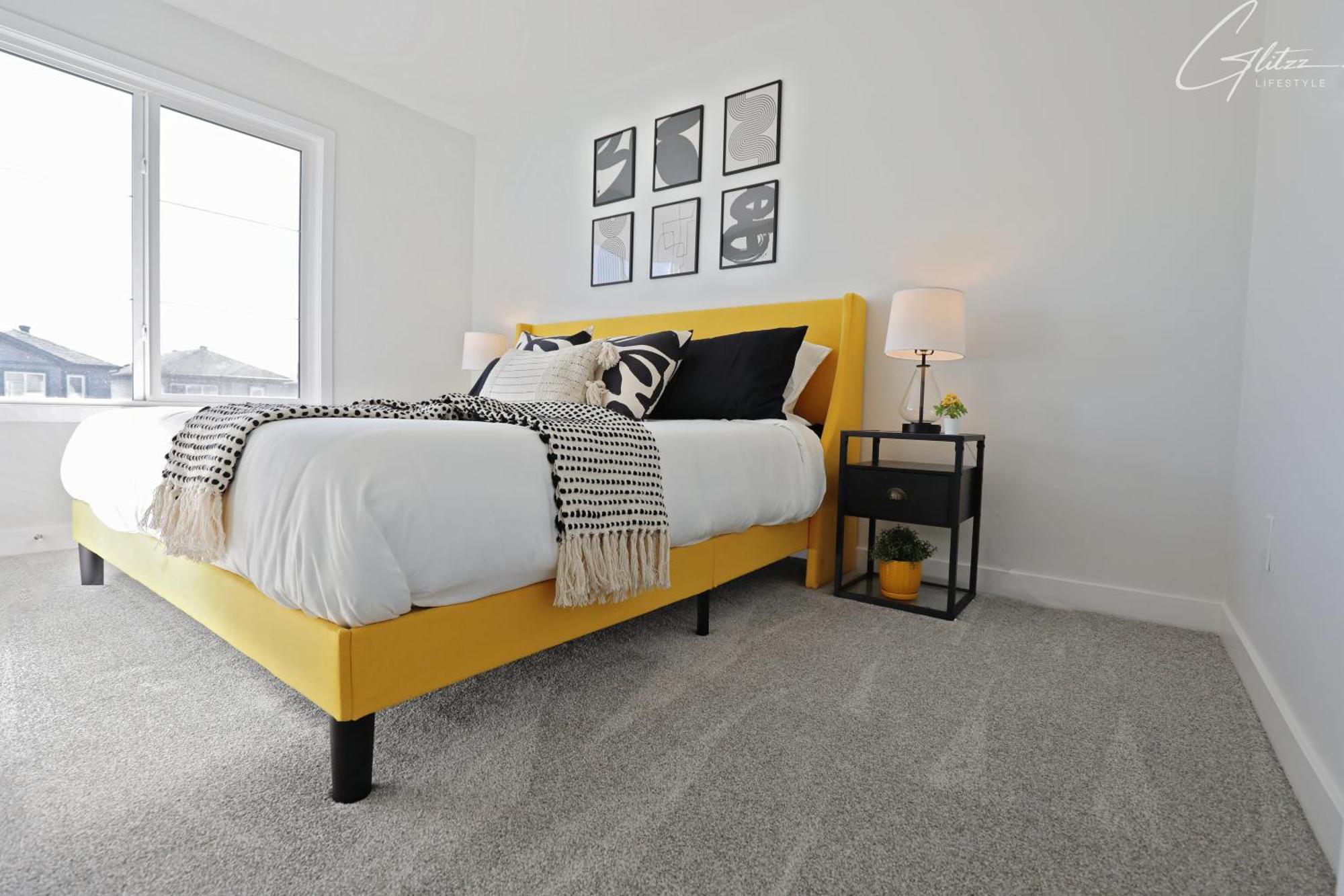 Beautiful Home With 4 King Beds,Airport,Disney+ Эдмонтон Экстерьер фото
